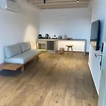 公寓 法布里卡斯公寓 *