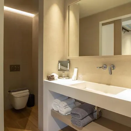 Fabrikas Apartament *