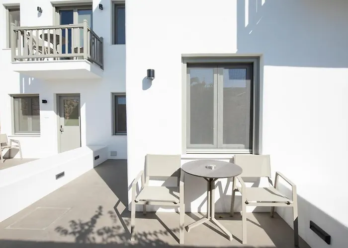 法布里卡斯公寓 *